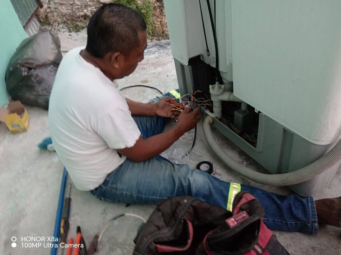 electricista-reparacion-de-cables